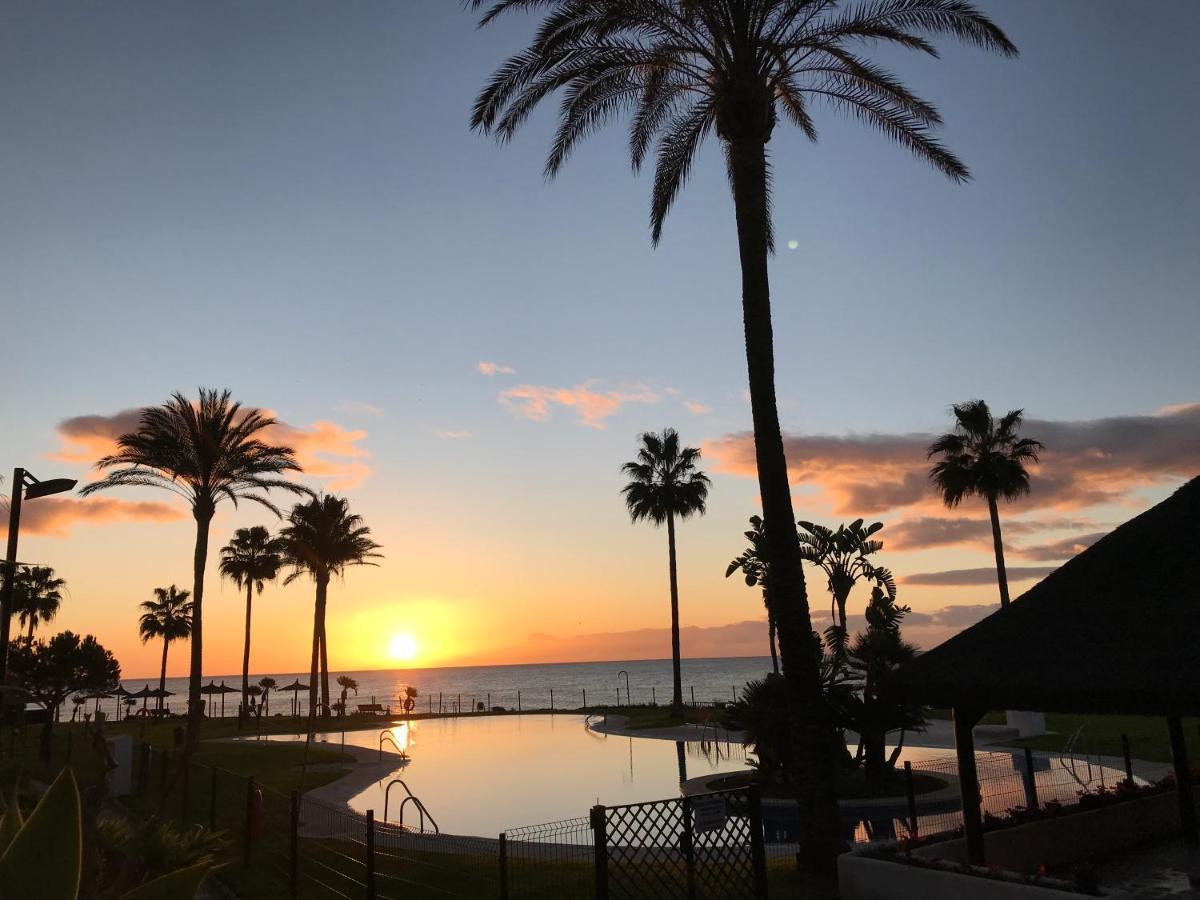 Mi Capricho 4B Beachfront - Apartment With Sea View - Costa Del Sol - La Cala De Mijas Exterior foto